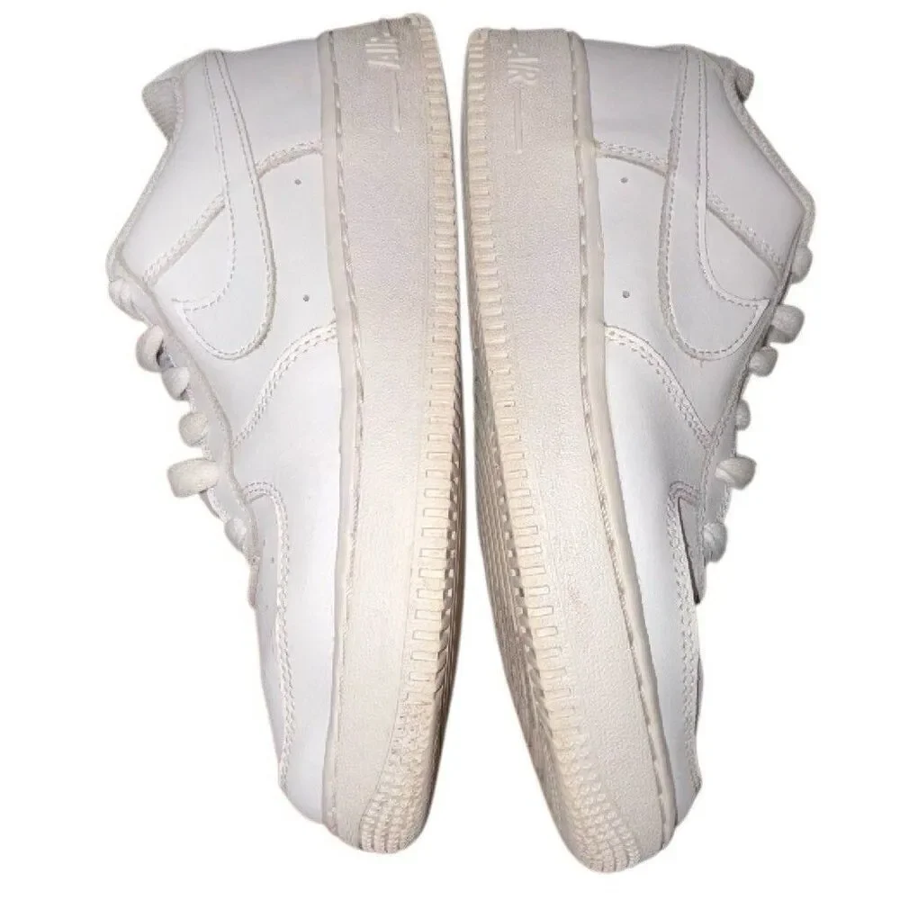 Nike Air Force 1 White Leather Solid Low Top Lace-Up Sneakers size 5.5Y